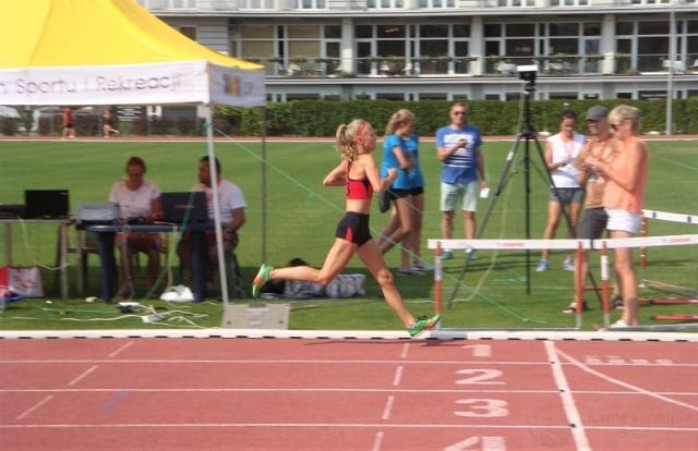 PATRYCJA BUJNICKA Z MLKS OSTRÓDA WYGRYWA NA 300 METRÓW W MITYNGU KLASY I OSTRÓDA 2019 13 190829803 DSC07995