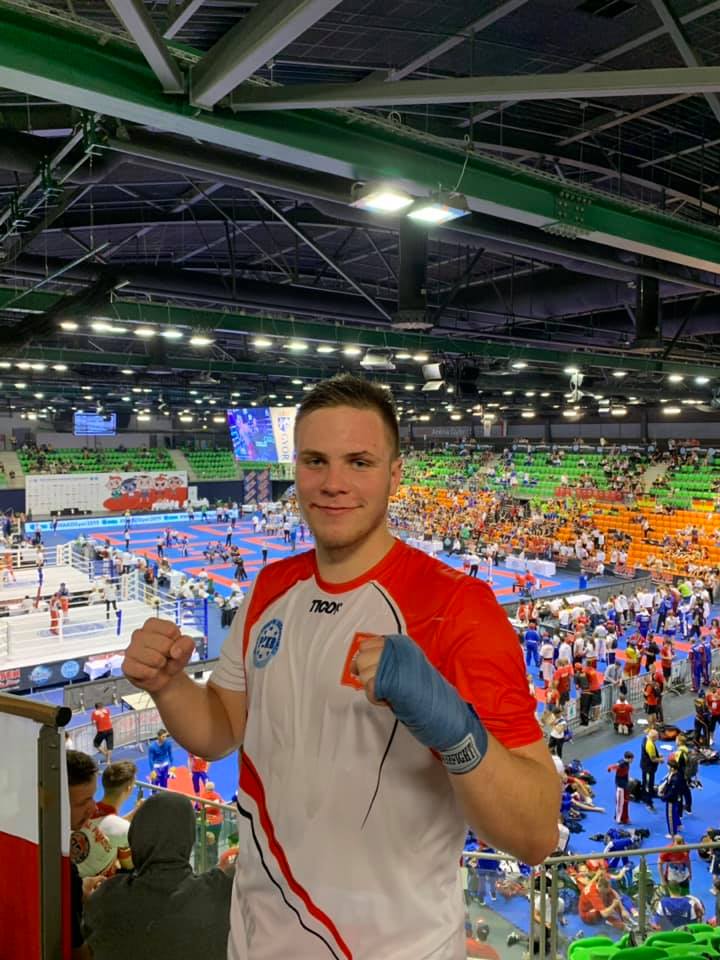 69375992 2349414898510175 3082010163004047360 N