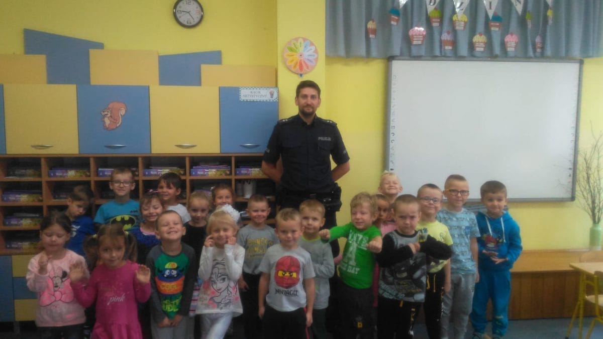 SPOTKANIA POLICJANTÓW Z DZIEĆMI W OSTRÓDZIE I ŁUKCIE 1 100 140505 E1569323500884
