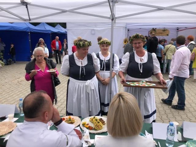 KOŁO GOSPODYŃ WIEJSKICH „LUBA” Z LUBAJN NA 1. MIEJSCU W KONKURSIE „BITWA REGIONÓW 2019” 17 9091cfc944e3109d8cd0bb7fd86a53ea