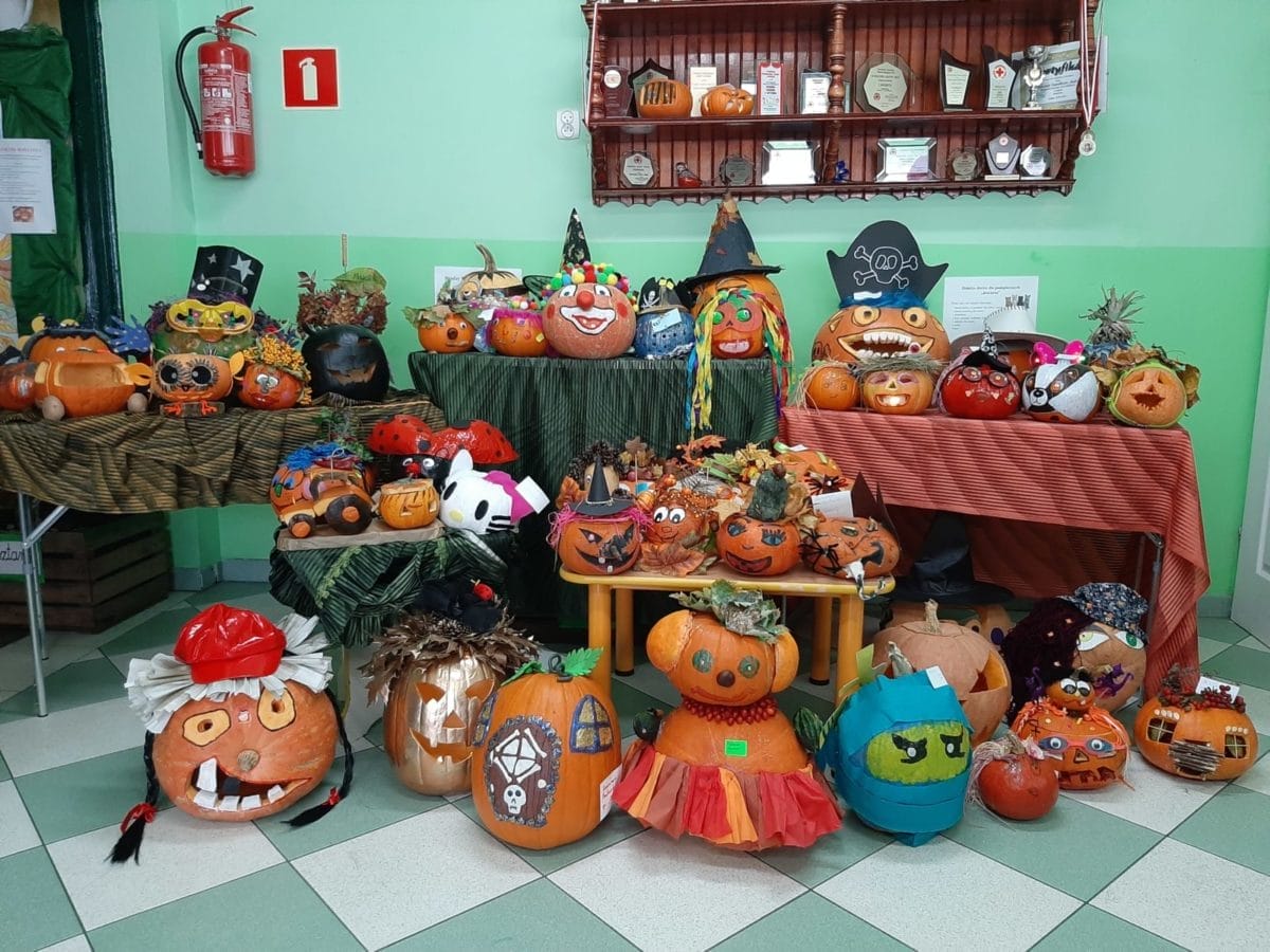 "DYNIOWE SZALEŃSTWO" W PRZEDSZKOLU NIEPUBLICZNYM "RADOŚĆ" 8 20191025 123243 E1572546494686