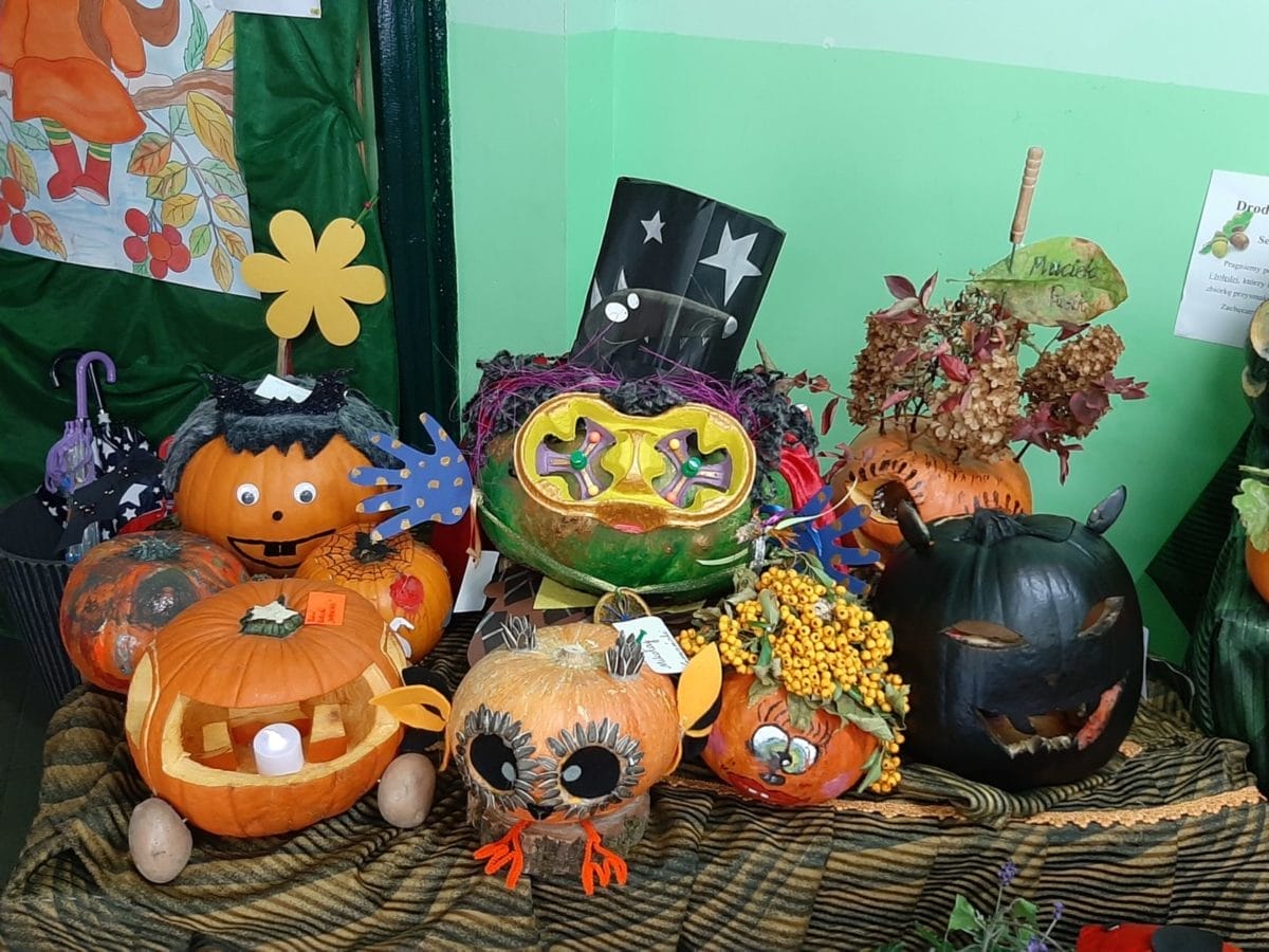 "DYNIOWE SZALEŃSTWO" W PRZEDSZKOLU NIEPUBLICZNYM "RADOŚĆ" 4 20191025 123344 E1572546407548