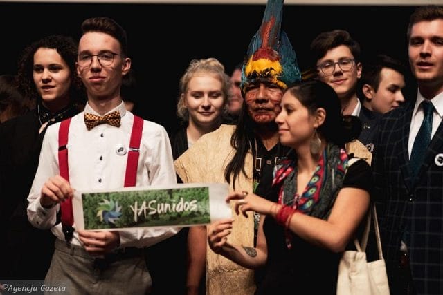 SOLIDARNI Z KLIMATEM - UCZEŃ PETŐFIEGO NA KONFERENCJI W GDAŃSKU 16 Sebastian na scenie