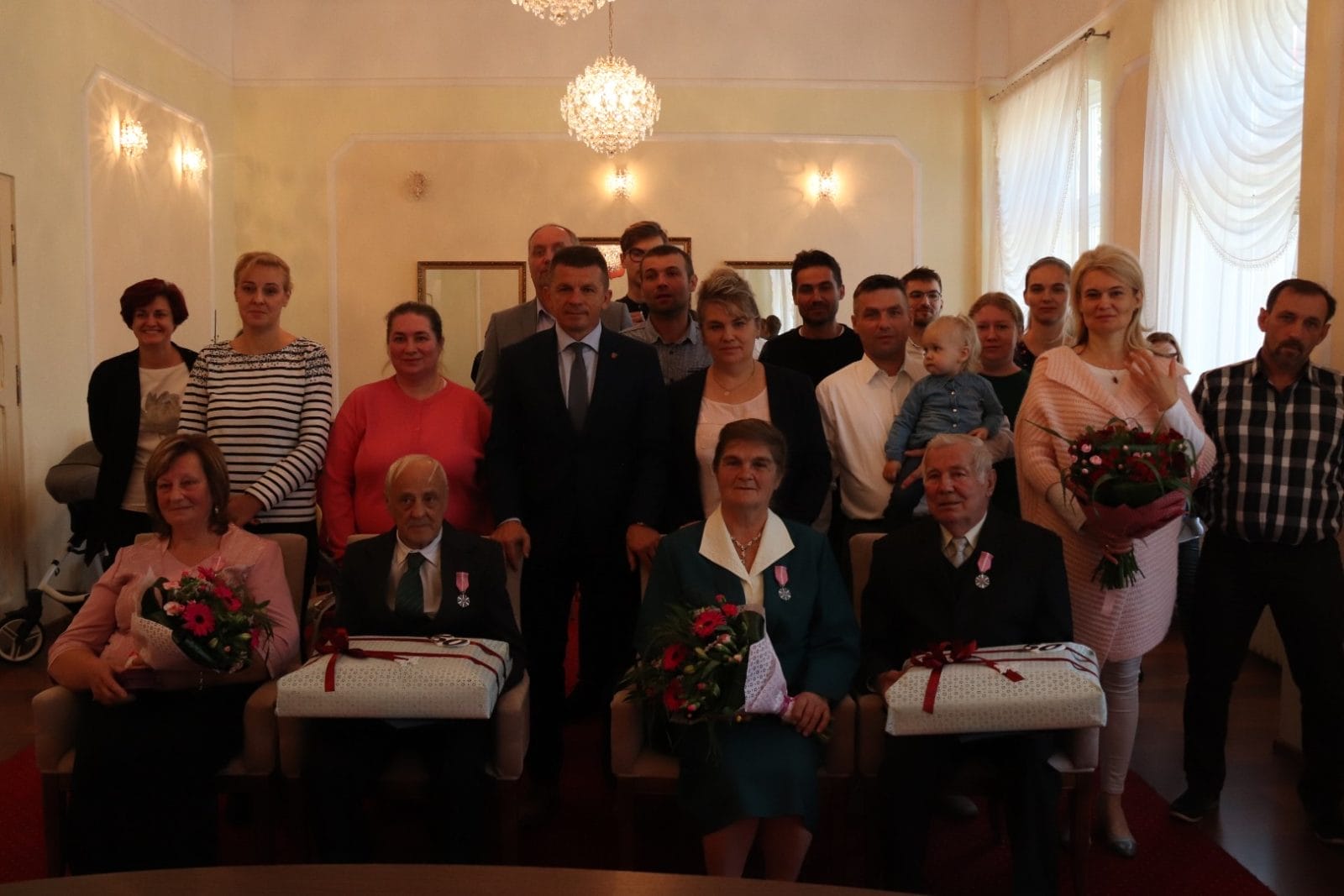 F9B03D65A0F7Fc4B0D40B323C49F7A96