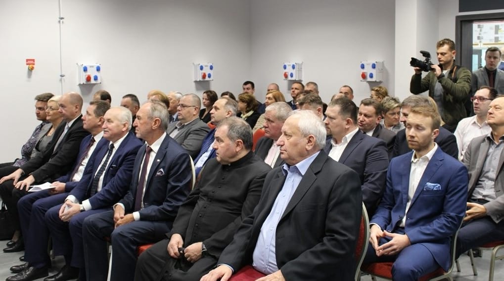 OTWARTO "CENTRUM NOWYCH TECHNOLOGII" W ZSR IM. W. WITOSA W OSTRÓDZIE 18 2 3