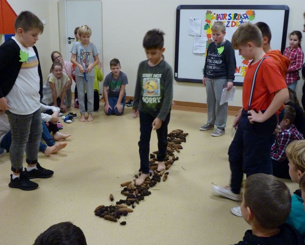 OTRZĘSINY KLAS IV W SZKOLE PODSTAWOWEJ NR 5 W OSTRÓDZIE 5 P1120152