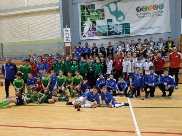 SOKÓŁ OSTRÓDA DRUGI W TURNIEJU ROCZNIKA 2007, AKADEMII PIŁKARSKA Z SUPERPUCHAREM 3 b5ccc39ec5ae6f9605f45f1946821ab4 XL