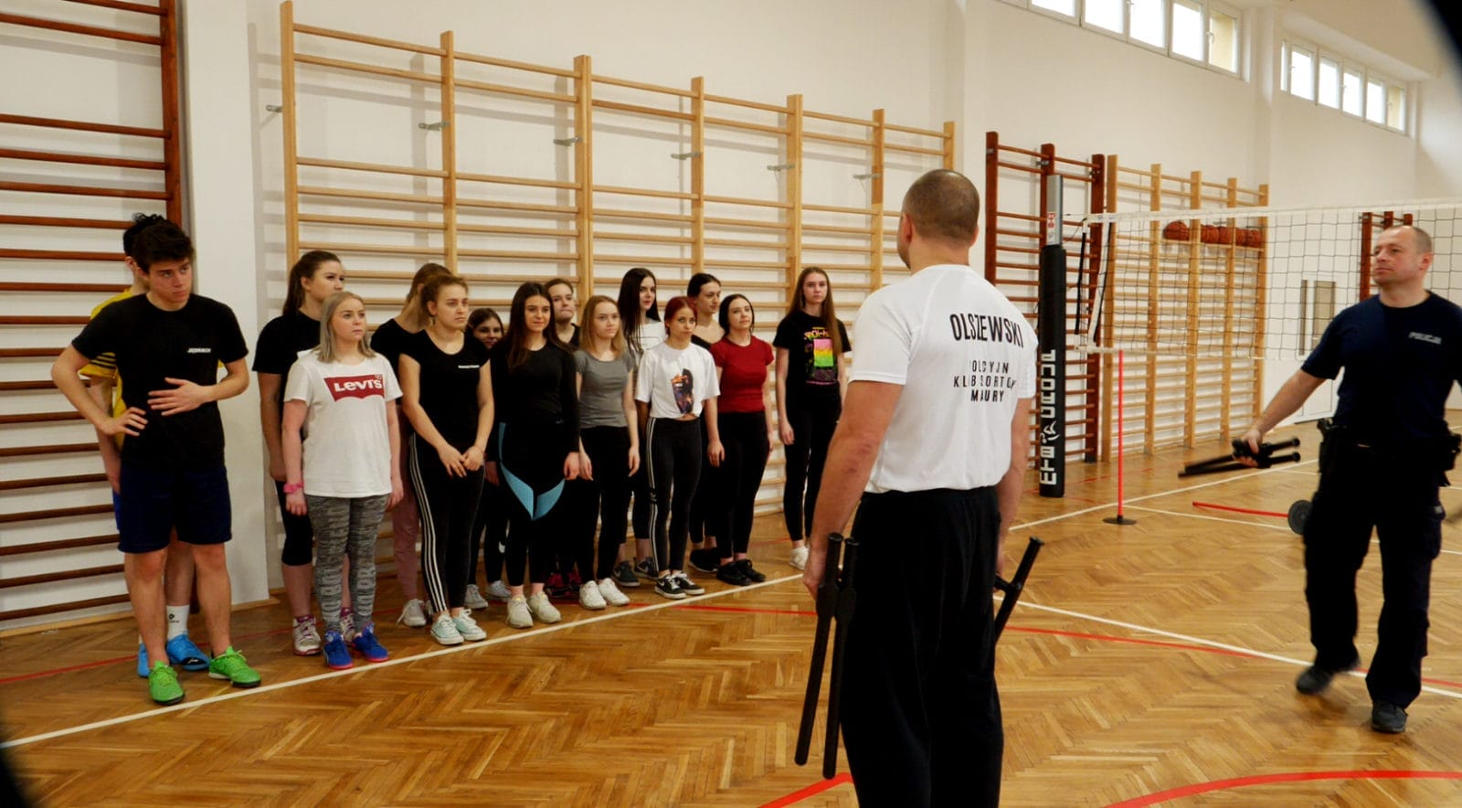 WARSZTATY Z SAMOOBRONY W EKONOMIKU 1 100 150599 G