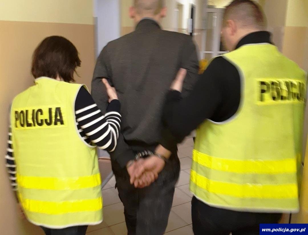 MIESZKAŃCY OSTRÓDY I RYBNA OBRABOWALI DOM - WARTOŚĆ STRAT TO BLISKO 1100 ZŁOTYCH 13 32 150224