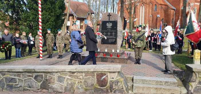 88038792 889764434787176 4919439365991563264 N