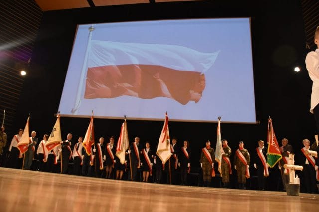 CZŁONKOWIE ZWIĄZKU SYBIRAKÓW W OSTRÓDZIE WZIĘLI UDZIAŁ W GALI PATRIOTYCZNEJ 11 Sybir Gala 2020 10