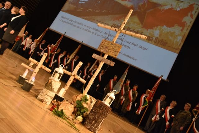 CZŁONKOWIE ZWIĄZKU SYBIRAKÓW W OSTRÓDZIE WZIĘLI UDZIAŁ W GALI PATRIOTYCZNEJ 10 Sybir Gala 2020 24