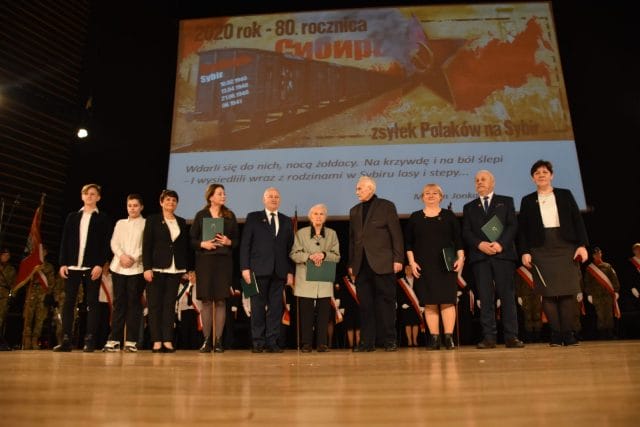 CZŁONKOWIE ZWIĄZKU SYBIRAKÓW W OSTRÓDZIE WZIĘLI UDZIAŁ W GALI PATRIOTYCZNEJ 15 Sybir Gala 2020 34