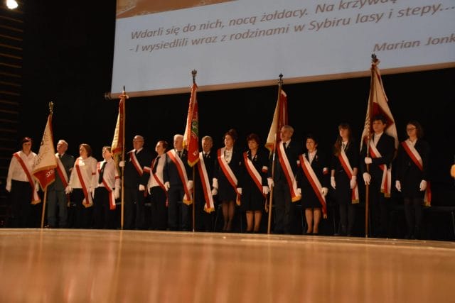 CZŁONKOWIE ZWIĄZKU SYBIRAKÓW W OSTRÓDZIE WZIĘLI UDZIAŁ W GALI PATRIOTYCZNEJ 8 Sybir Gala 2020 7