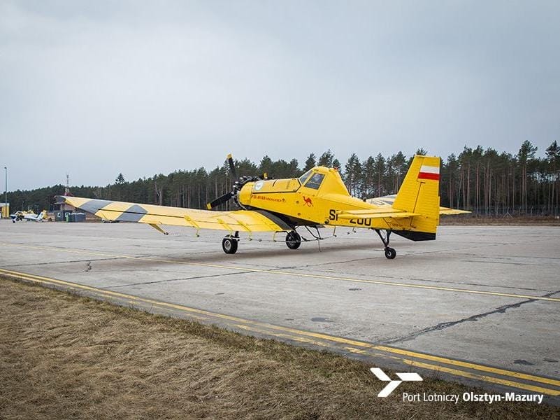 "DROMADERY" Z LOTNISKA W SZYMANACH WALCZĄ Z POŻAREM W BIEBRZAŃSKIM PARKU NARODOWYM 1 Dromadery