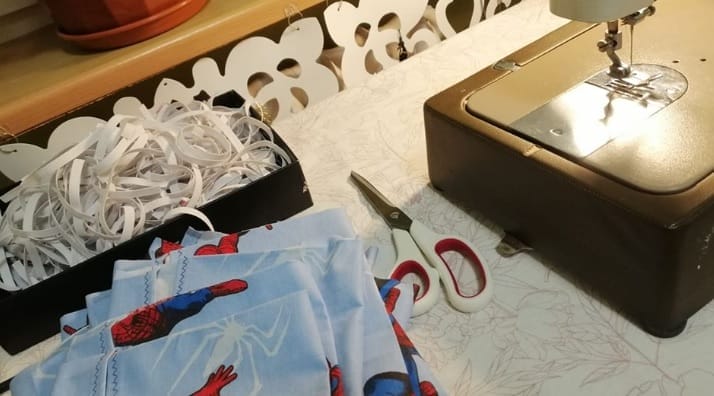 OSTRÓDA SZYJE MASECZKI! - TY TEŻ MOŻESZ WSPOMÓC AKCJĘ! 13 maseczki zrzutka