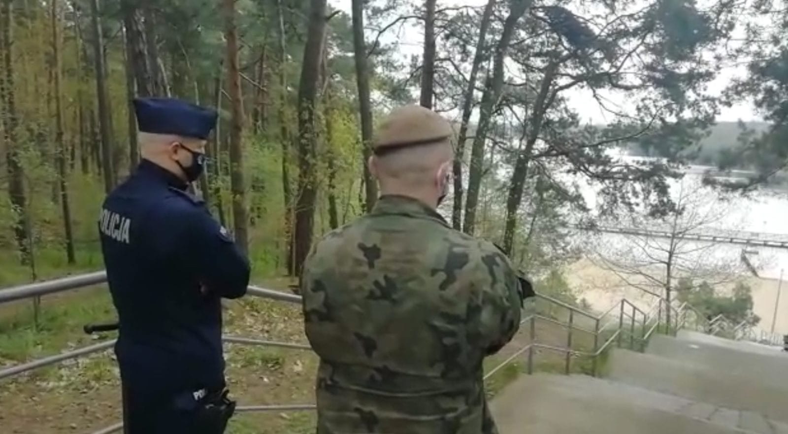 12 KOLIZJI NA DROGACH POWIATU W WEEKEND, PIJANI KIEROWCY I O 80 KM/H ZA DUŻO NA LICZNIKU 1 100 154002 G