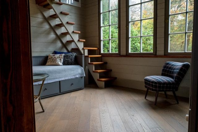 "ZABYTEK ZADBANY 2020" - DAWNY DWORZEC CESARSKI W GMINIE MAŁDYTY WYRÓŻNIONY! 2 D Gumniska Małe Dworzec Po 3