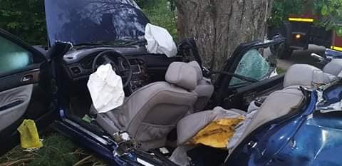 TRAGICZNY WYPADEK W GMINIE ŁUKTA - DWIE OSOBY ZGINĘŁY, TRZECIA WALCZY O ŻYCIE 1 83393342 3153394934723261 6837098181905819376 N