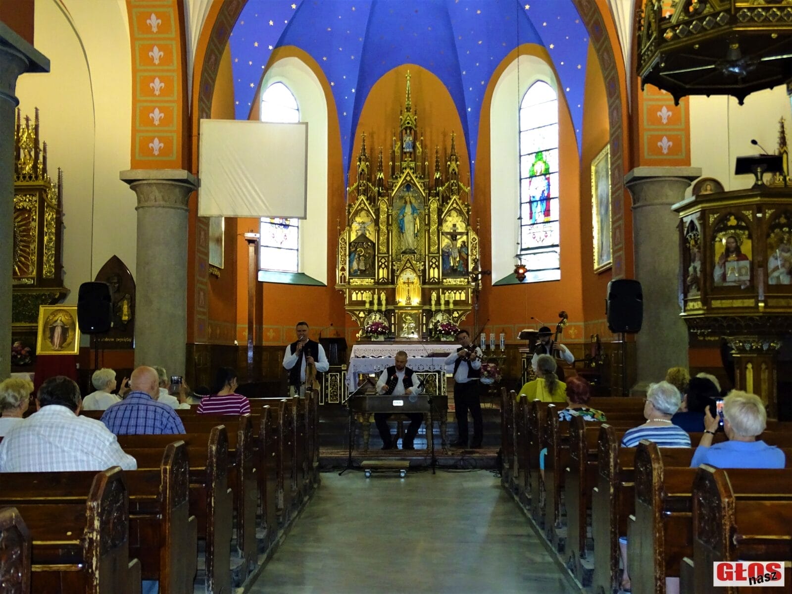 BURZOWO NA MOLO I GÓRALSKA MUZYKA W KOŚCIELE CZYLI KULTURALNY WEEKEND ZA NAMI 8 Dsc09902