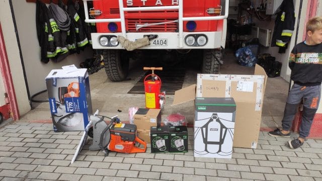 STRAŻACY OCHOTNICY Z DURĄGA (GMINA OSTRÓDA) OTRZYMALI NOWY SPRZĘT 3 118496435 228182818598515 7941823932029222657 n