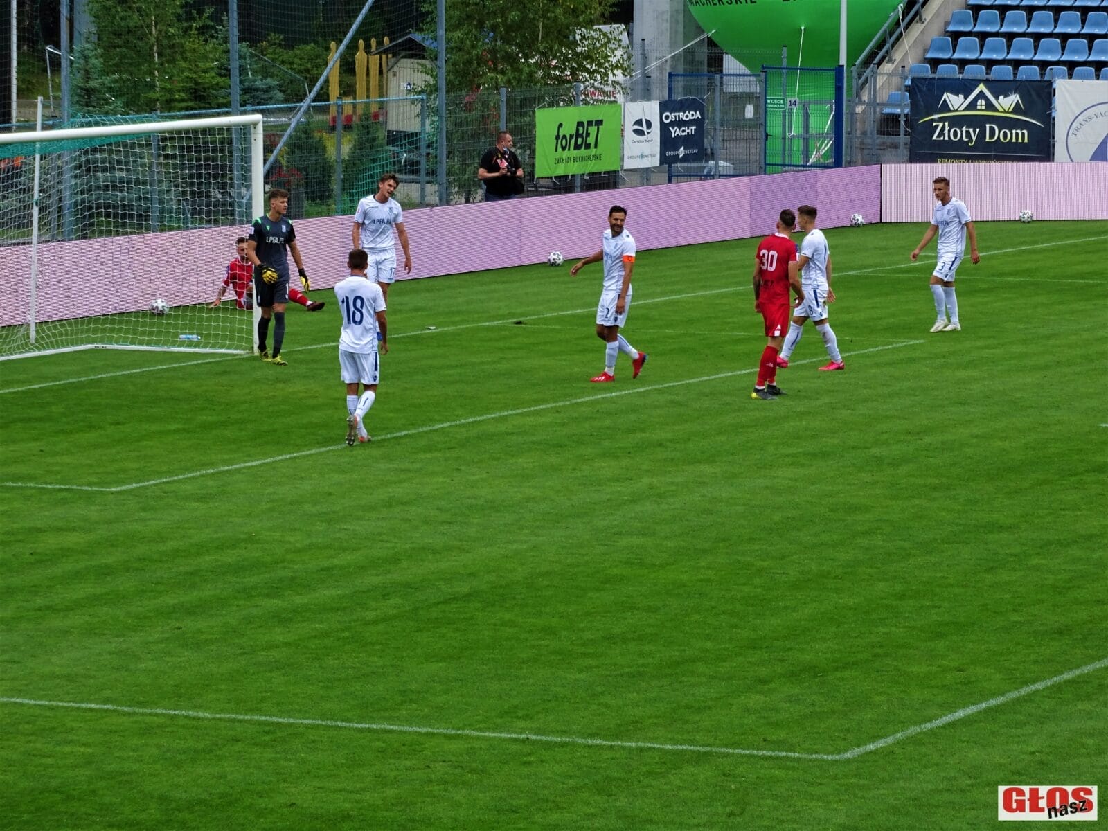 PIĘKNY HISTORYCZNY DEBIUT OSTRÓDZIAN W II LIDZE! SOKÓŁ - LECH II POZNAŃ 2:0 4 Dsc02196