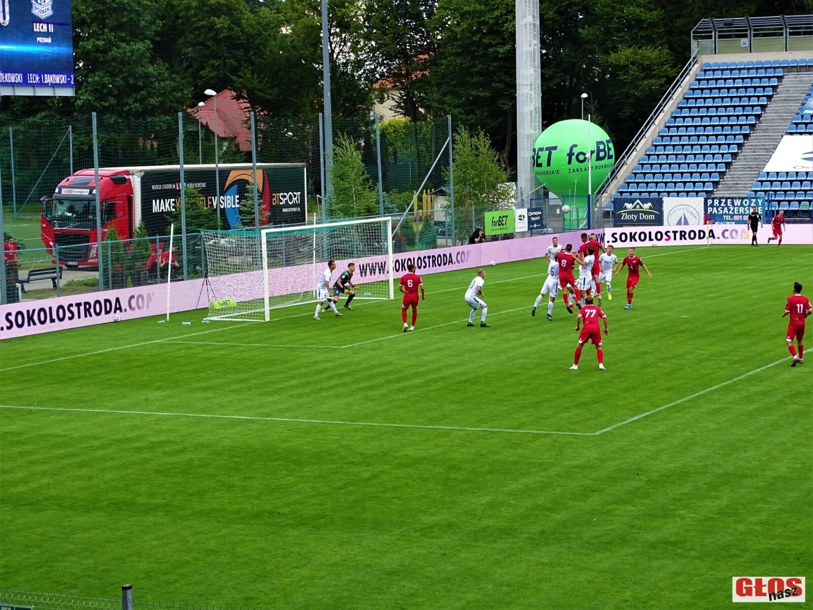 PIĘKNY HISTORYCZNY DEBIUT OSTRÓDZIAN W II LIDZE! SOKÓŁ - LECH II POZNAŃ 2:0 6 Dsc02198