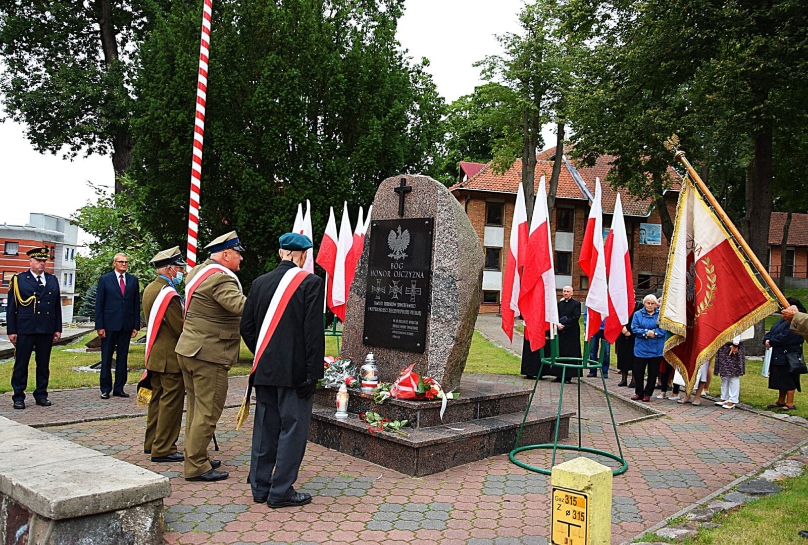 118615030 1013109935799640 367198063285371693 O