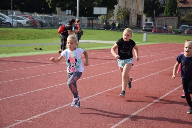 XXX OSTRÓDZKIE BIEGI ULICZNE - BIEGI PRZEDSZKOLAKÓW I UCZNIÓW SZKÓŁ - WYNIKI 11 120371185 2641788882711543 4630544864005156683 O