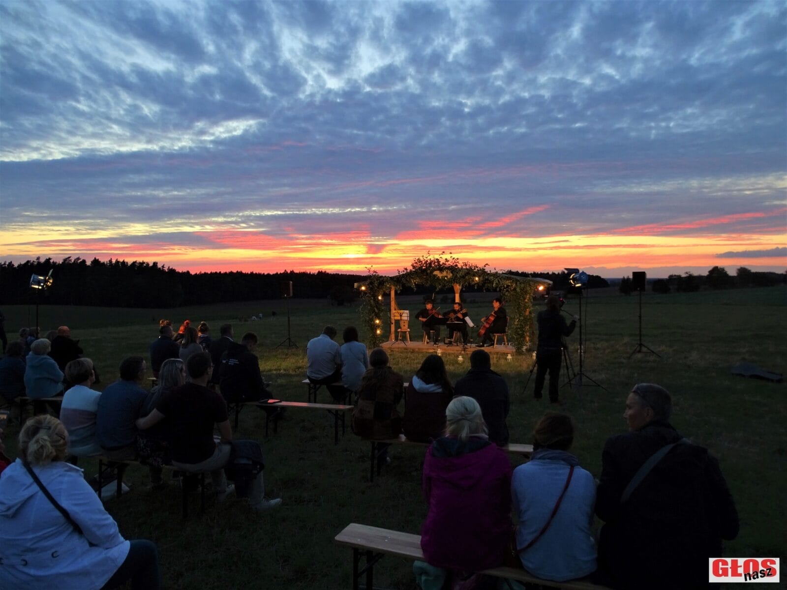 NIEZWYKŁY CHARYTATYWNY "KONCERT NA ŁĄCE" W OSTROWINIE (GM. OSTRÓDA) DLA TYMKA (FOTO+VIDEO) 13 Dsc02361