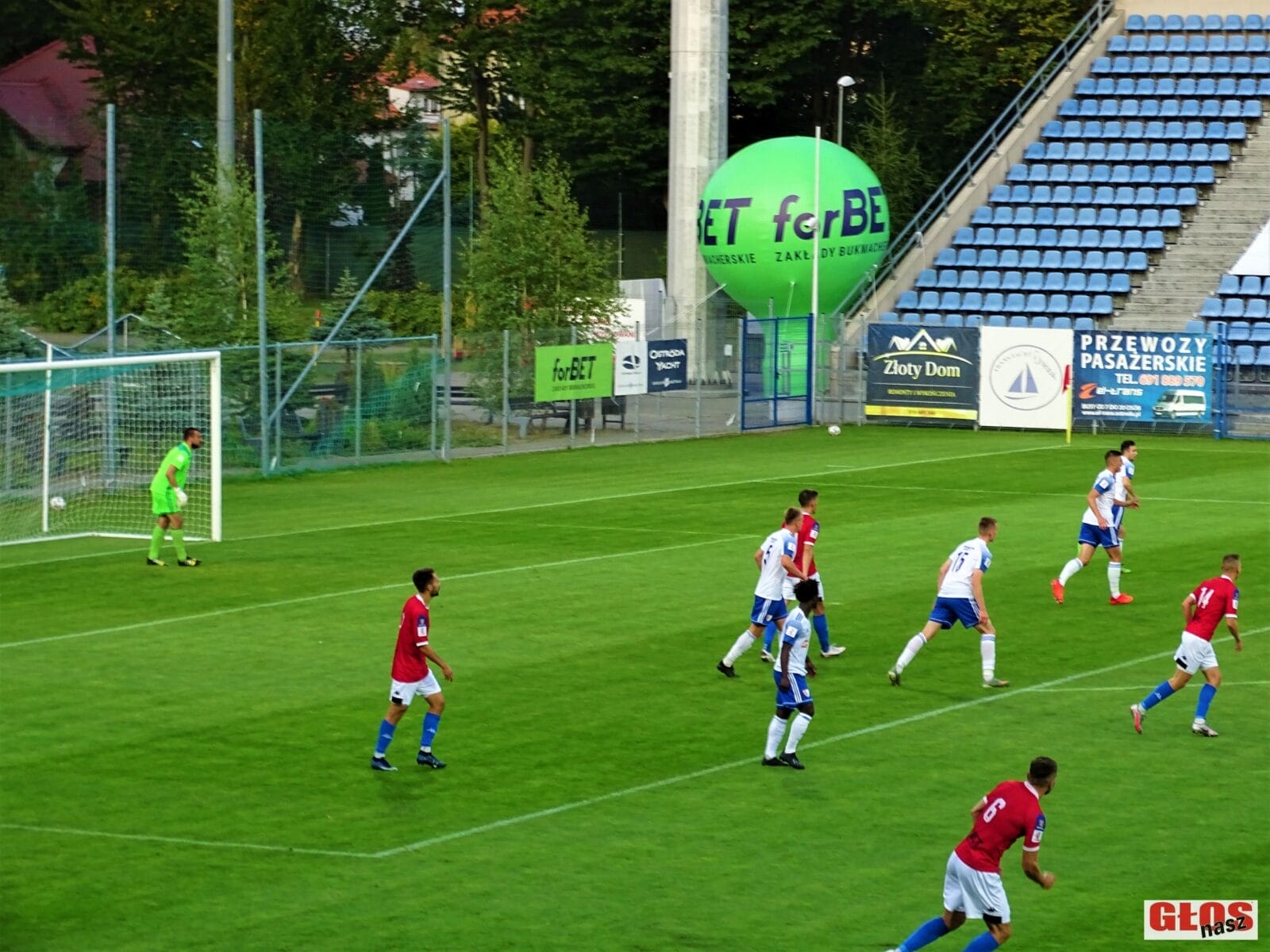 SPORO OKAZJI BRAMKOWYCH SOKOŁA I... PORAŻKA 0:1 Z POGONIĄ SIEDLCE (RELACJA + FOTO) 7 Dsc02697
