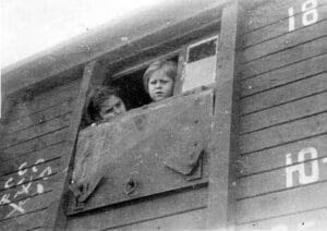 ŚWIADCZENIE PIENIĘŻNE PRZYSŁUGUJĄCE OSOBOM ZESŁANYM LUB DEPORTOWANYM W LAT. 1936 - 1956 29 Sybiracy