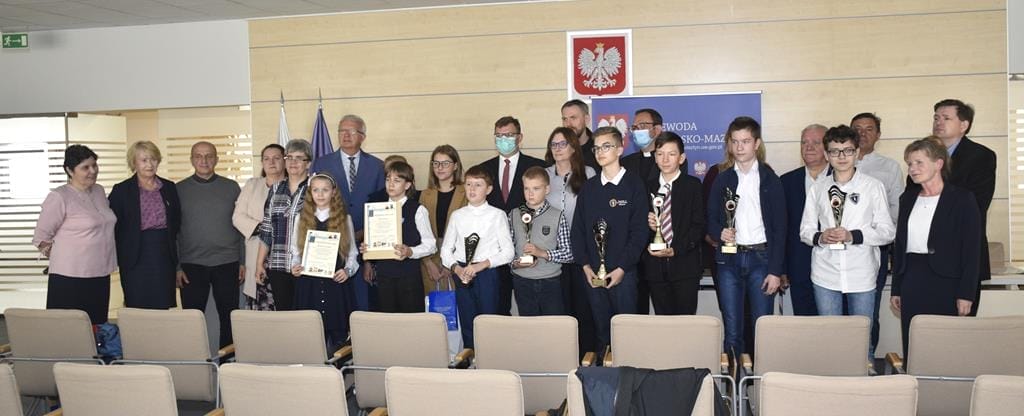 SABESTIAN GRABOWSKI ZE SZKOŁY W MIŁAKOWIE NAJLEPSZY W ARCHIDIECEZJALNYM KONKURSIE BIBIJNYM 1 E1404A95 85E3 450B 92C0 Cf28C7B06198