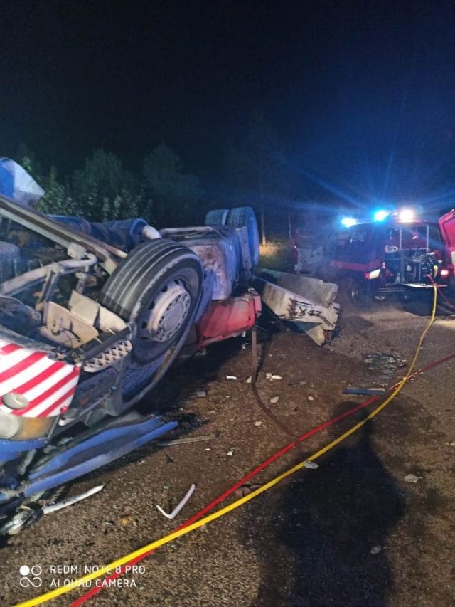 GMINA DĄBRÓWNO: 21-LATEK ZGINĄŁ W TRAGICZNYM WYPADKU SAMOCHODU CIĘŻAROWEGO 6 Img 20201012 Wa0005