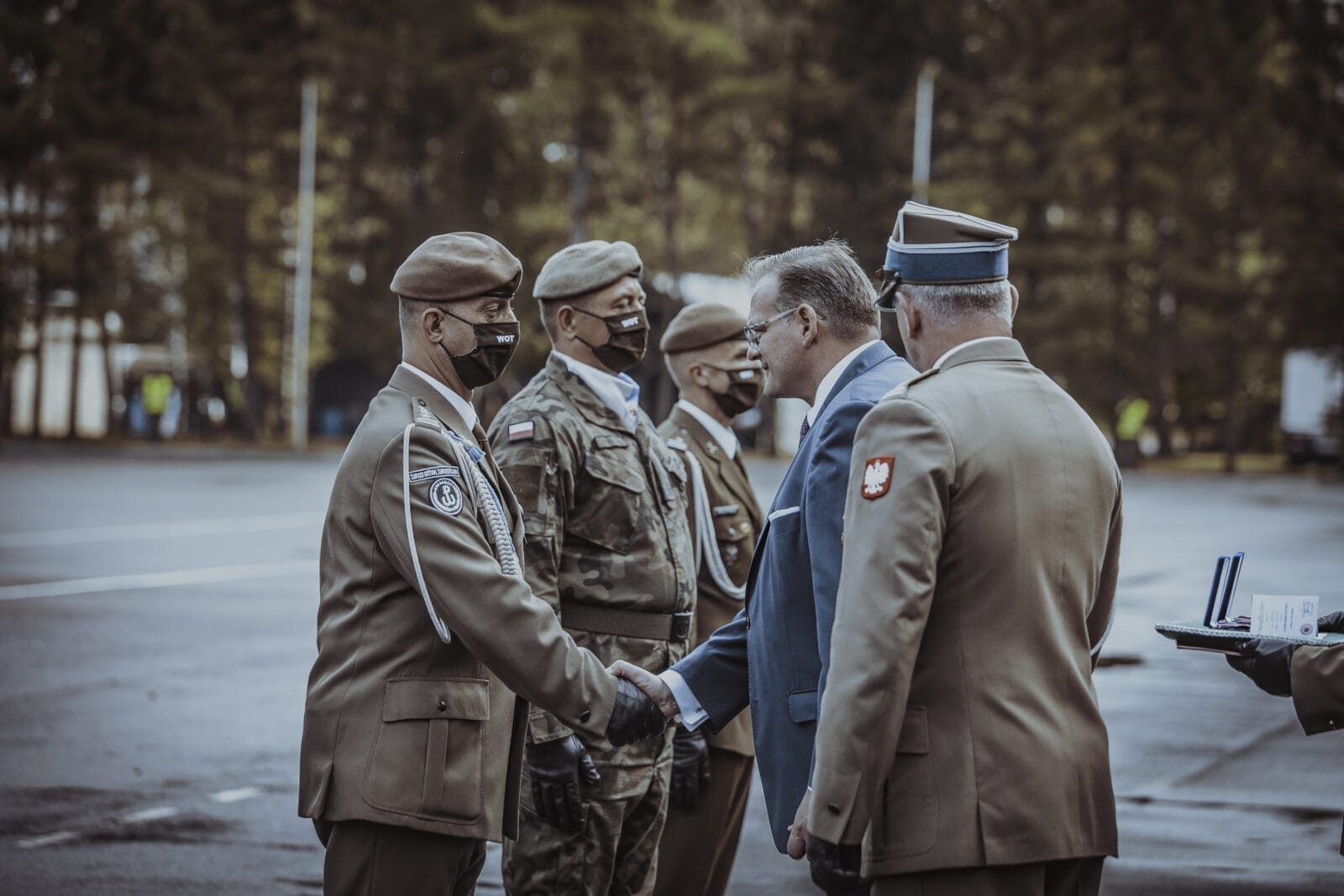 WRĘCZENIE SZTANDARU 4 WARMIŃSKO-MAZURSKIEJ BRYGADZIE OBRONY TERYTORIALNEJ 5 N3A3283