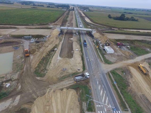 POSTĘPY PRAC NA S7. RAPORT Z REALIZACJI JEDNEJ Z NAJWAŻNIEJSZYCH DRÓG W POLSCE 13 Ppkm66800