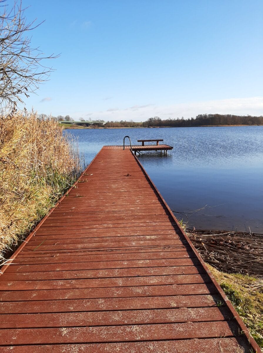 W LICHTAJNACH ZAGOSPODAROWALI TEREN REKREACJI NA JEZIOREM 6 126281520 3356765764372803 4163378338990612380 O