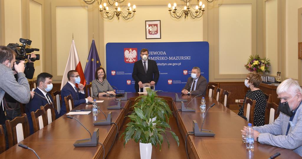 WÓJT BOGUSŁAW FIJAS Z MEDALEM AMICUS BONUS ZA DZIAŁANIA NA RZECZ OSÓB WYMAGAJĄCYCH WSPARCIA 4 67Ff3Adf 9720 4E74 A659 5Cad2Dd32Ab0