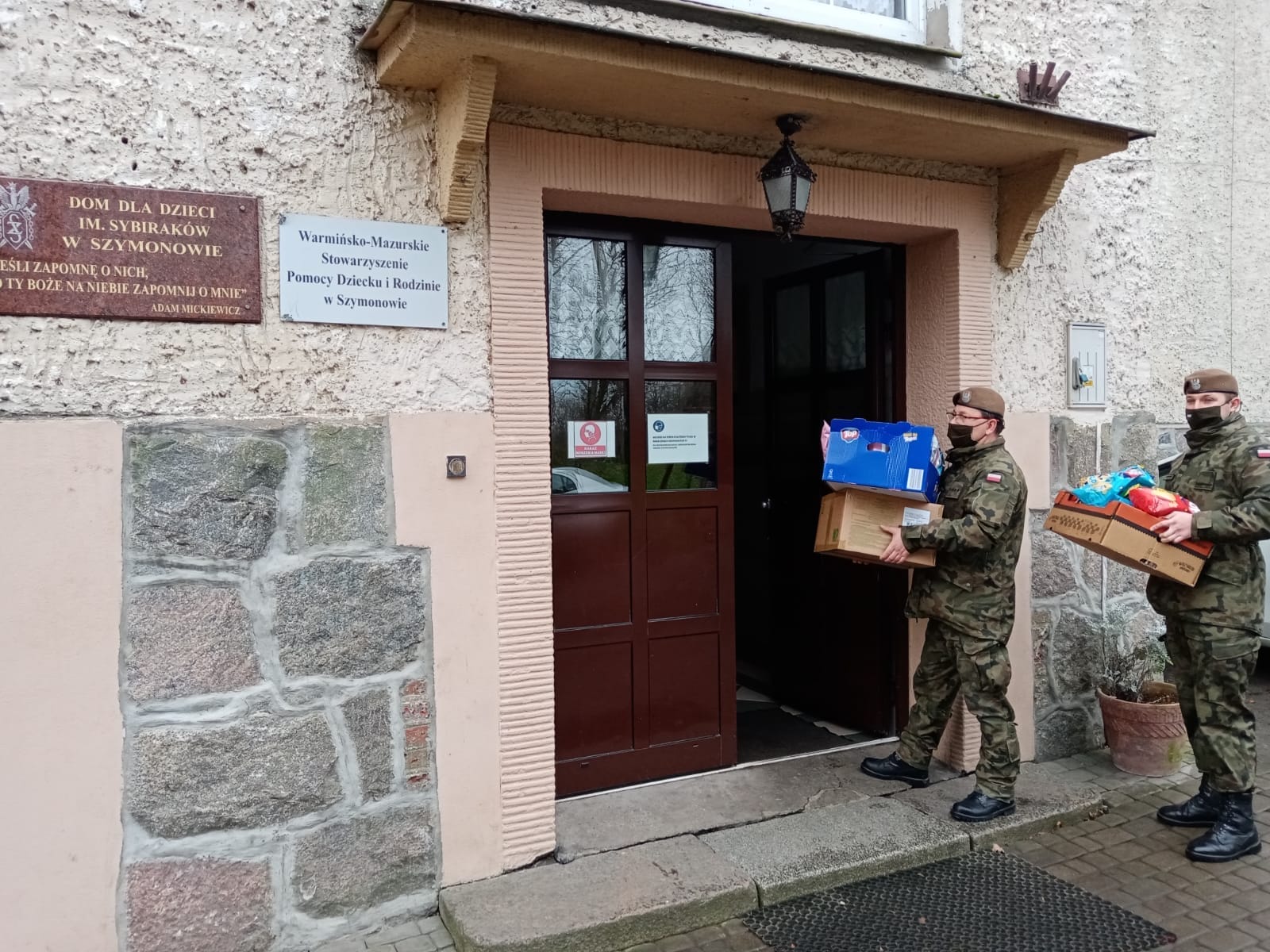 52Db524C 15B9 42D3 A368 C179C9Eebc80