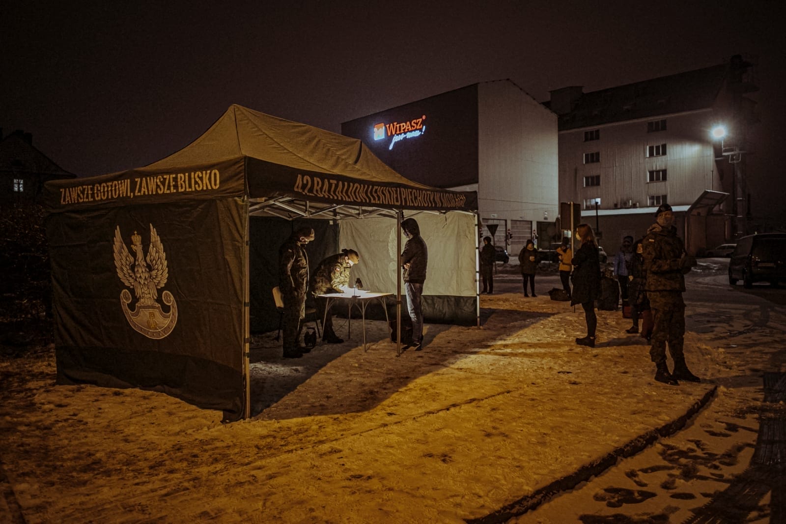 8238C808 4Fdb 4C0E A8Bc 3C8B00D9B2E6