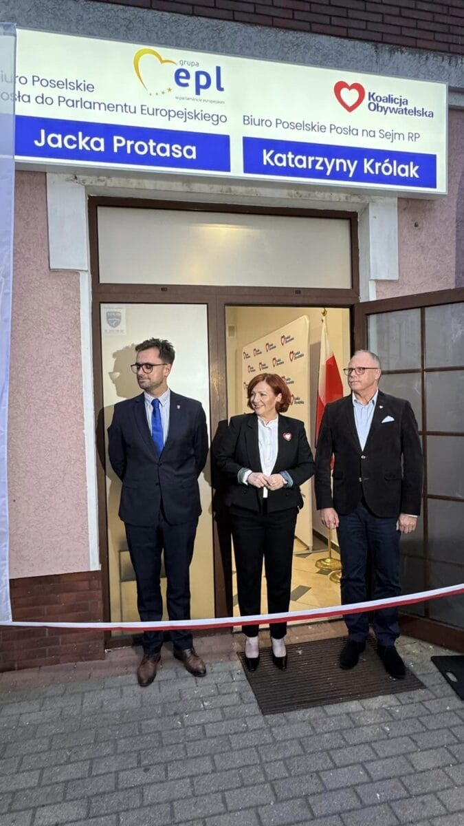 Otwarcie Nowego Biura Poselskiego – Katarzyna Królak i Jacek Protas "zamieszkali" w Ostródzie 1 464599741 8475923562460915 8911540969246304661 N