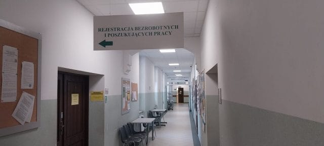 Sytuacja trudna ala stabilna. Tak wygląda lokalny rynek pracy 15 Bezrobocie w dół a zasiłki w górę.