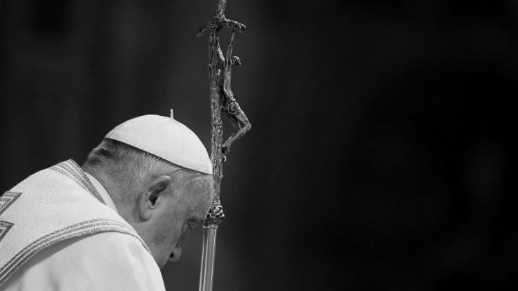 Papież Franciszek zakończył swoją ziemską drogę – Dziedzictwo, które zostawił 13 papierz franciszek