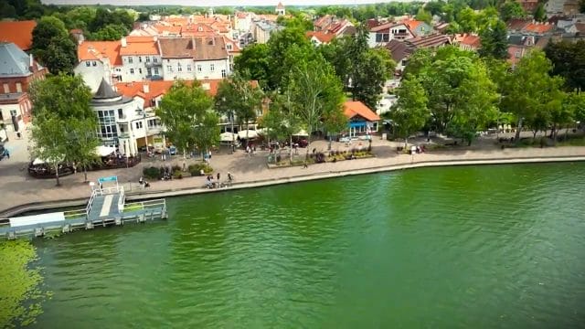 Nowa piosenka o Ostródzie. W jej stworzeniu pomogła sztuczna inteligencja! Posłuchajcie sami jak wyszło 13 piosenka o ostrodzie