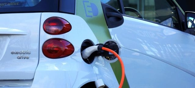 Obywatelu kup elektryka! Ruszył program rządowych dotacji do kupna samochodu na baterie 13 samochod elektryczny gov.pl