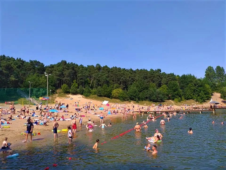 OSTRÓDA: Przygotowania do sezonu turystycznego idą pełną parą. Wiemy kiedy startuje sezon kąpielowy 22 plaza kajowo