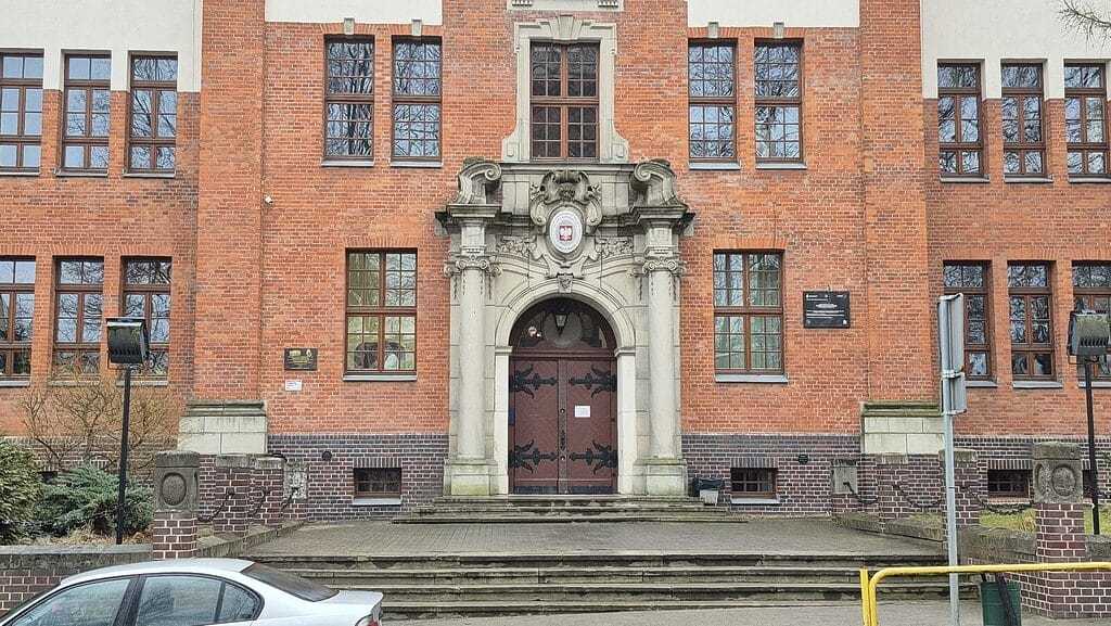 Szkoły ponadpodstawowe ruszyły z naborem na rok szkolny 2025/26