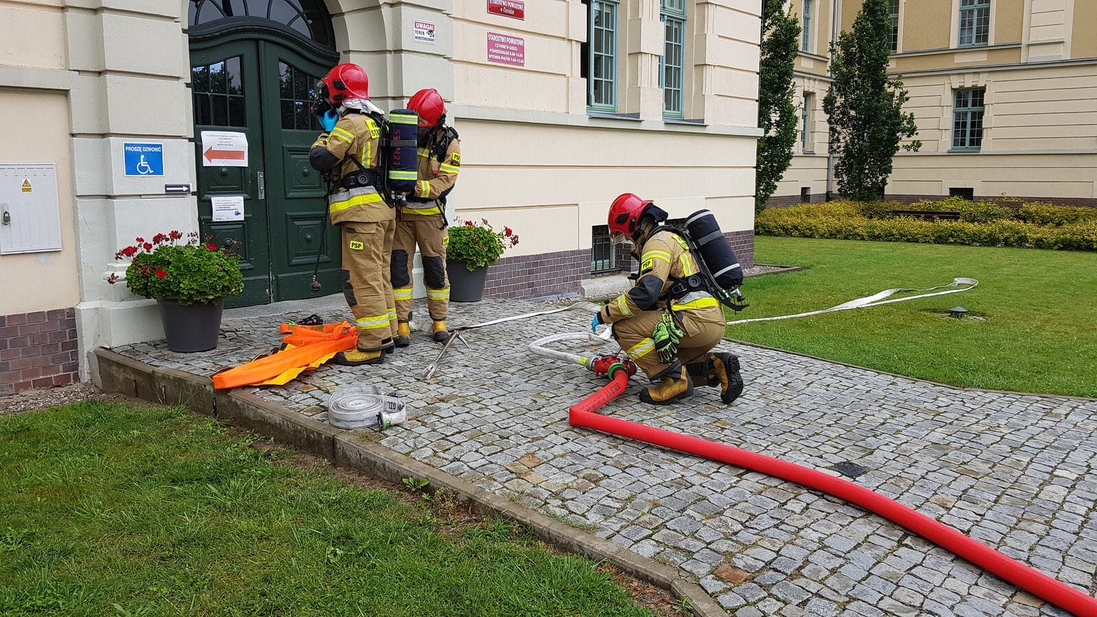 Praca w straży. Dwa wolne miejsca w PSP Ostróda! 26 Praca w straży pożarnej w Ostródzie.