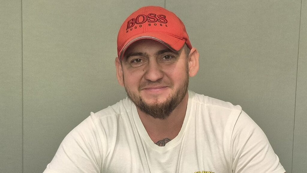 Przemysław Wolak, organizator Wrak Race w Grabinie.