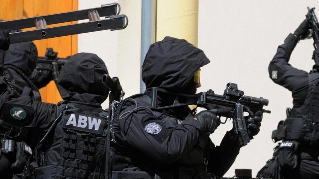 Planowali zamach terrorystyczny. Zatrzymania ABW w regionie.